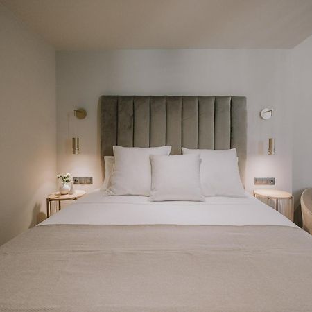 Sanrocco Suites -Corfu Town Luxury Apartments מראה חיצוני תמונה