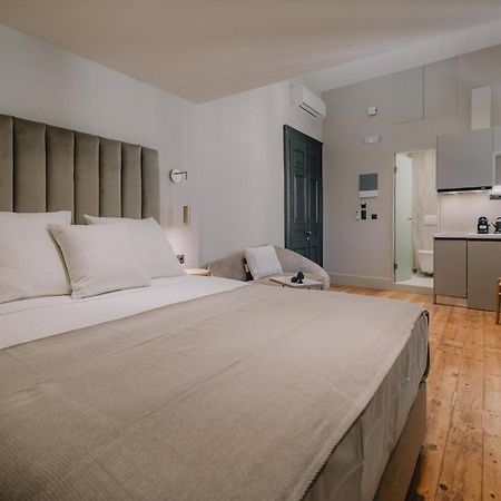 Sanrocco Suites -Corfu Town Luxury Apartments מראה חיצוני תמונה