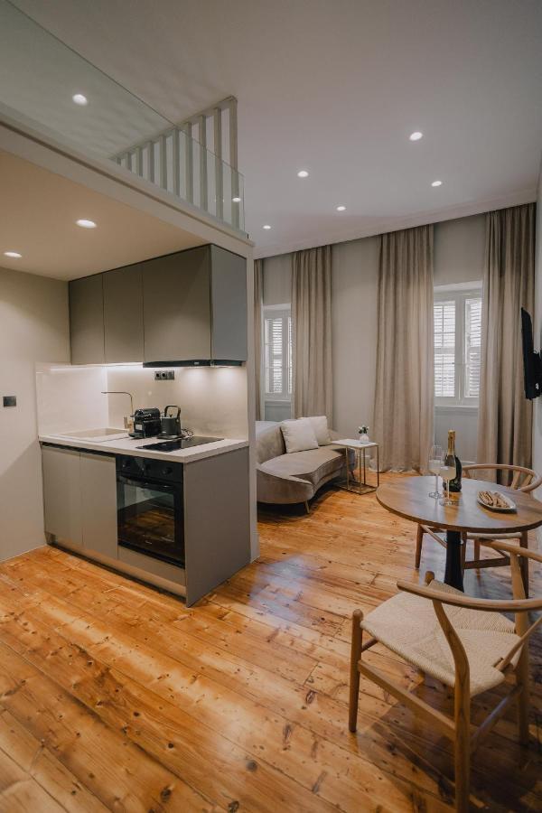 Sanrocco Suites -Corfu Town Luxury Apartments מראה חיצוני תמונה
