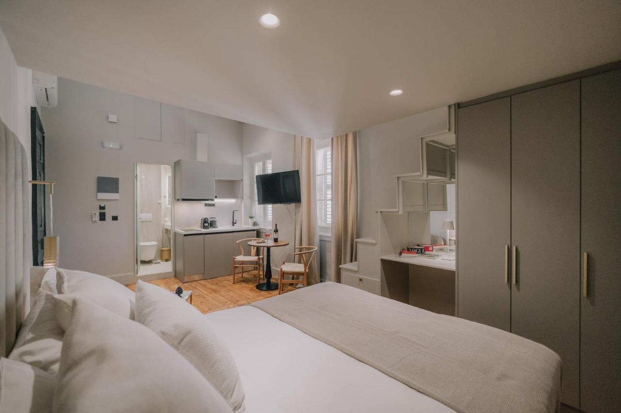 Sanrocco Suites -Corfu Town Luxury Apartments מראה חיצוני תמונה