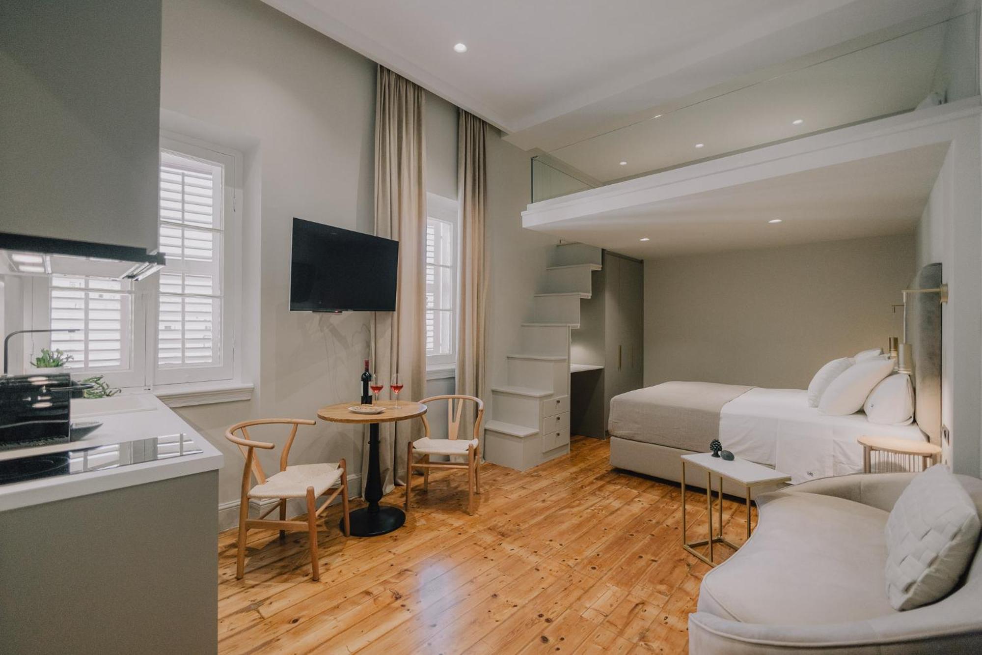 Sanrocco Suites -Corfu Town Luxury Apartments מראה חיצוני תמונה